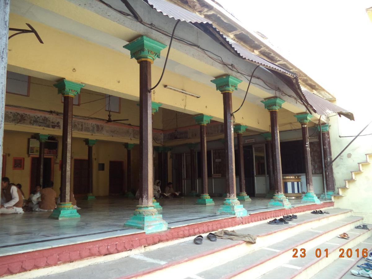 Shri Swami Sheetal Das Aashram Dharmshala Waranasi Zewnętrze zdjęcie