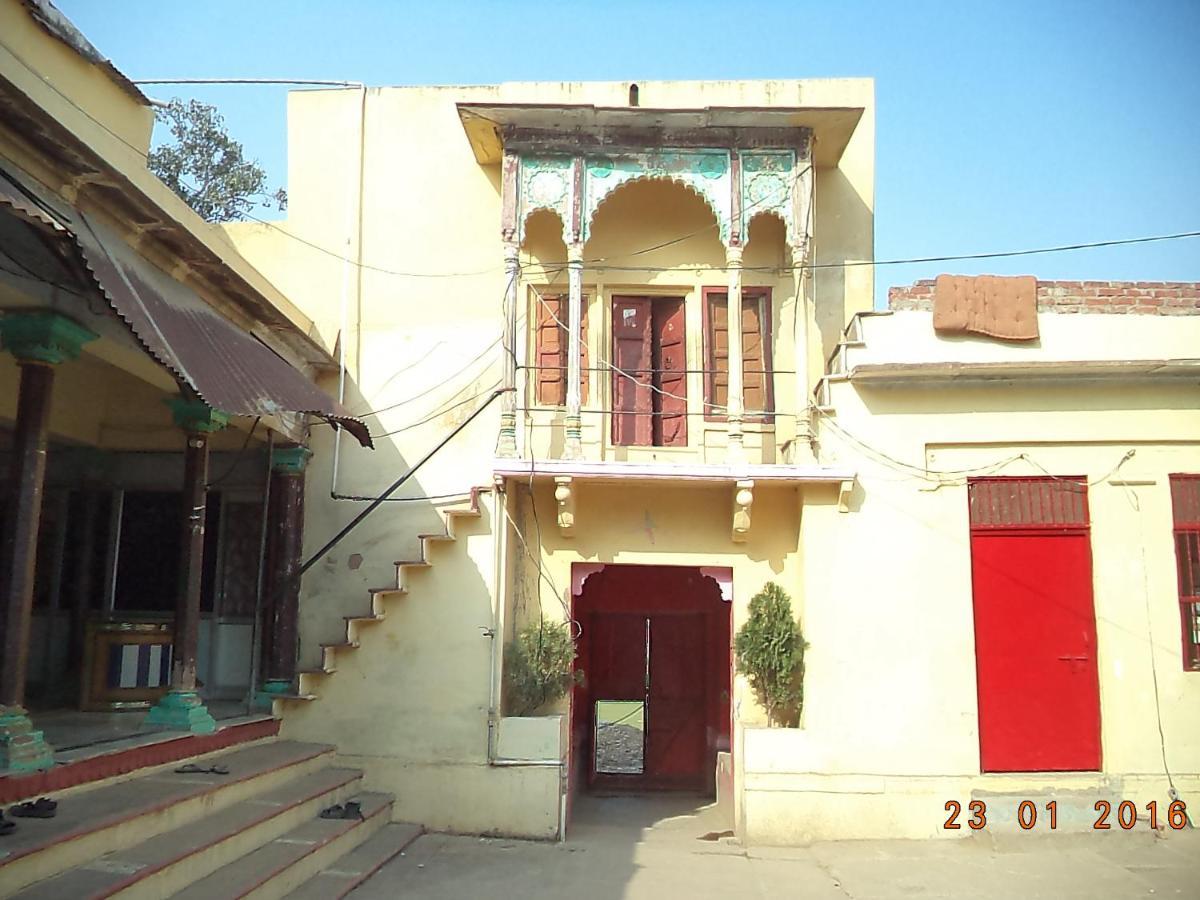 Shri Swami Sheetal Das Aashram Dharmshala Waranasi Zewnętrze zdjęcie