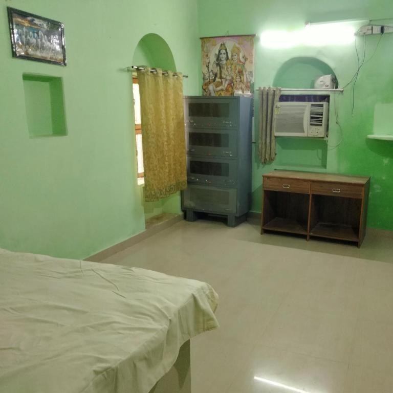 Shri Swami Sheetal Das Aashram Dharmshala Waranasi Zewnętrze zdjęcie